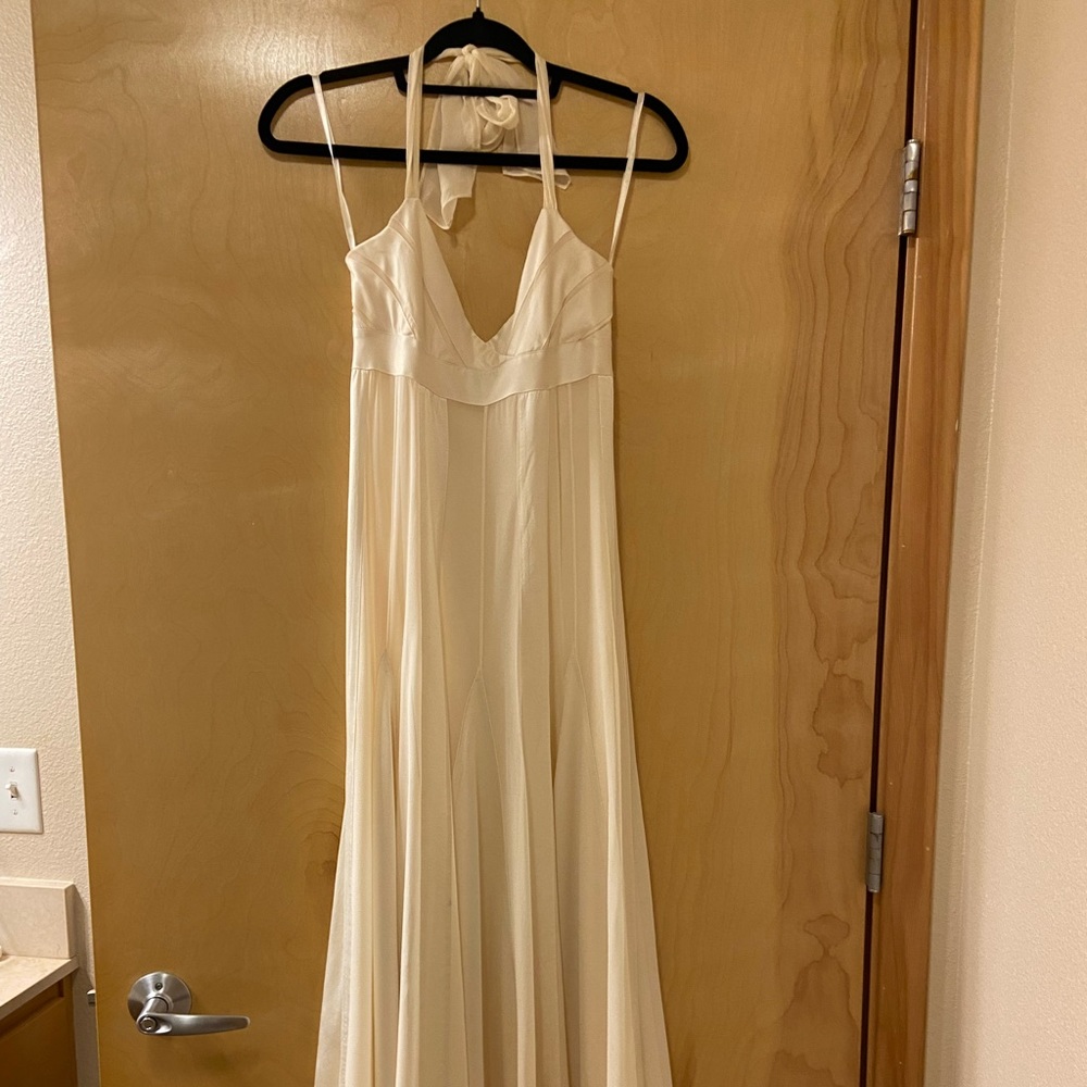 Silk BCBG wedding / prom dress